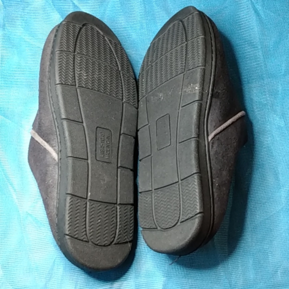Weatherproof Slippers - Picture 5 of 6